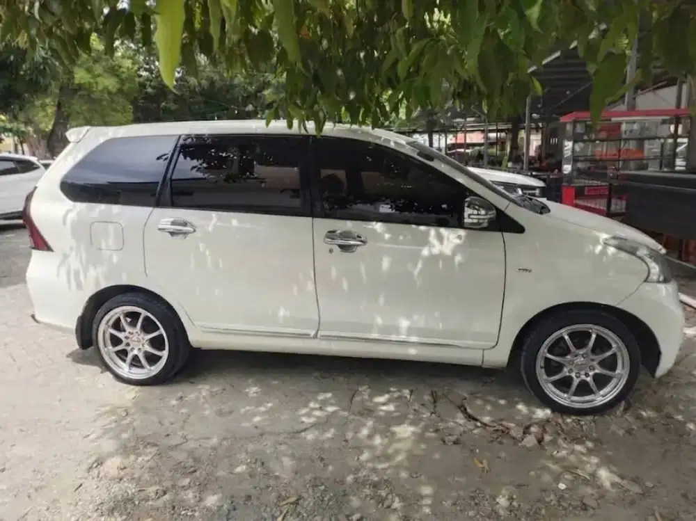 Avanza Tipe G BL