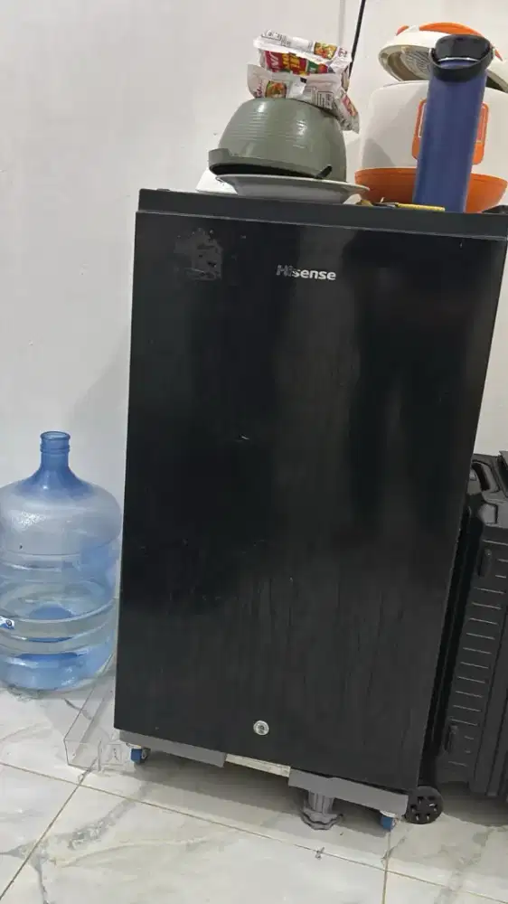 Kulkas 1 Pintu Hisense — Bersih, Berfungsi Bagus, Siap Pakai