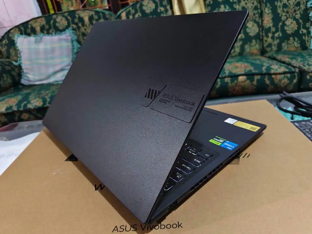 laptop asus vivobook k16 k3605vc design premium stainles