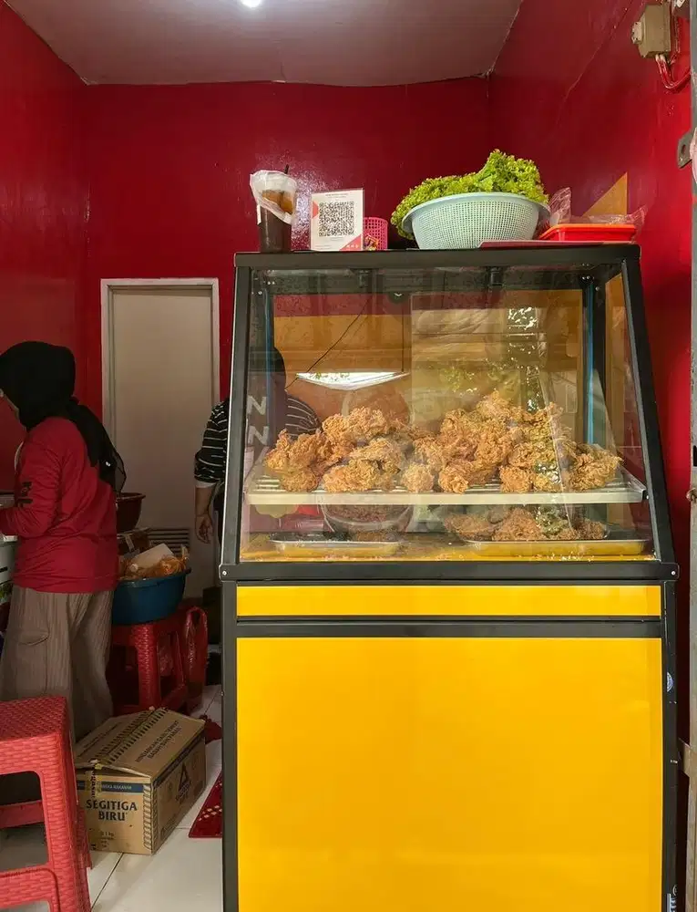 Display Ayam Chicken Crispy