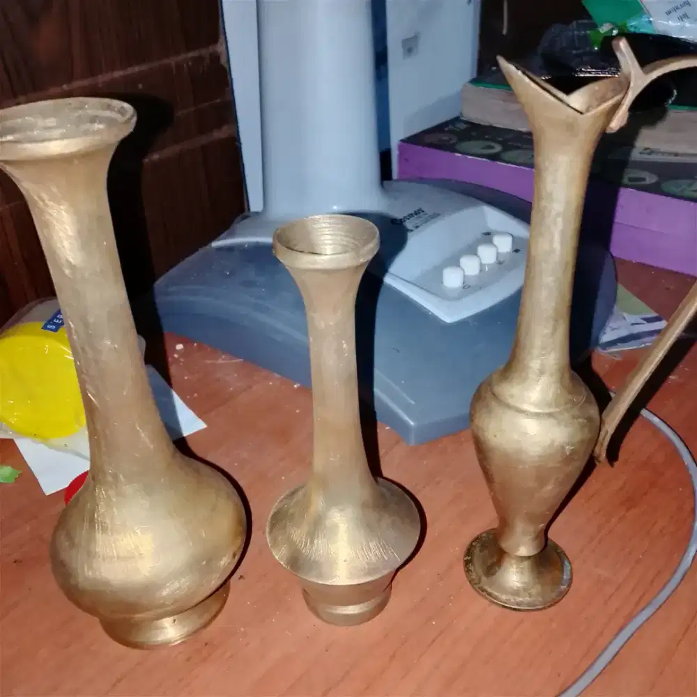 Tempat Lilin Kuno Bahan Kuningan