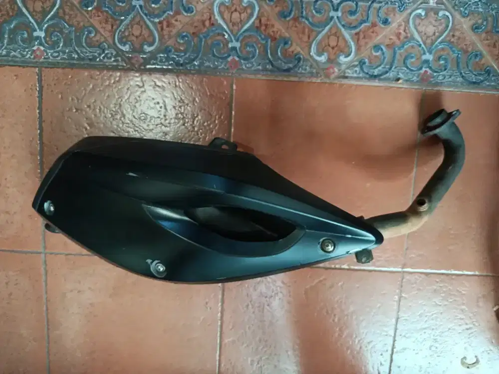 Knalpot standart vespa MP3 yourban 300