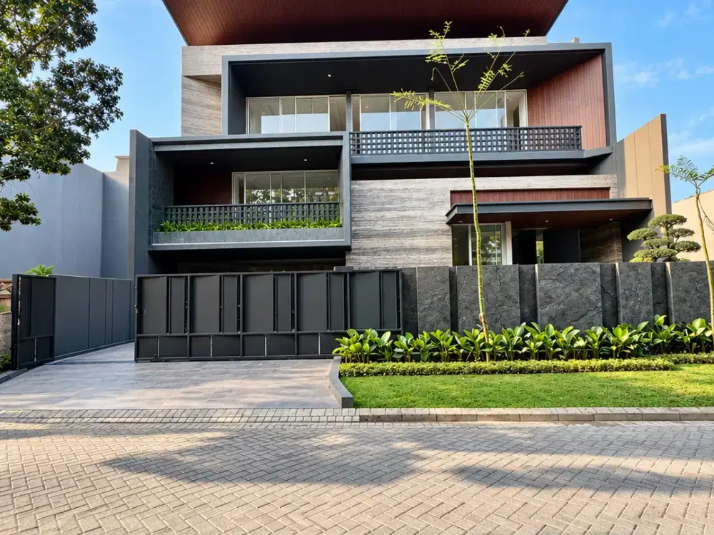 DIJUAL RUMAH IMPERIAL GOLF PAKUWON INDAH 5KT SPLIT LEVEL MEWAH