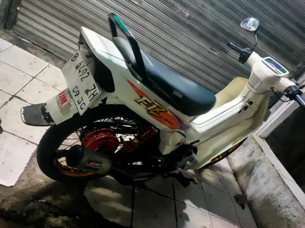 F1z 1994 PJK hidup plat 2030 seger