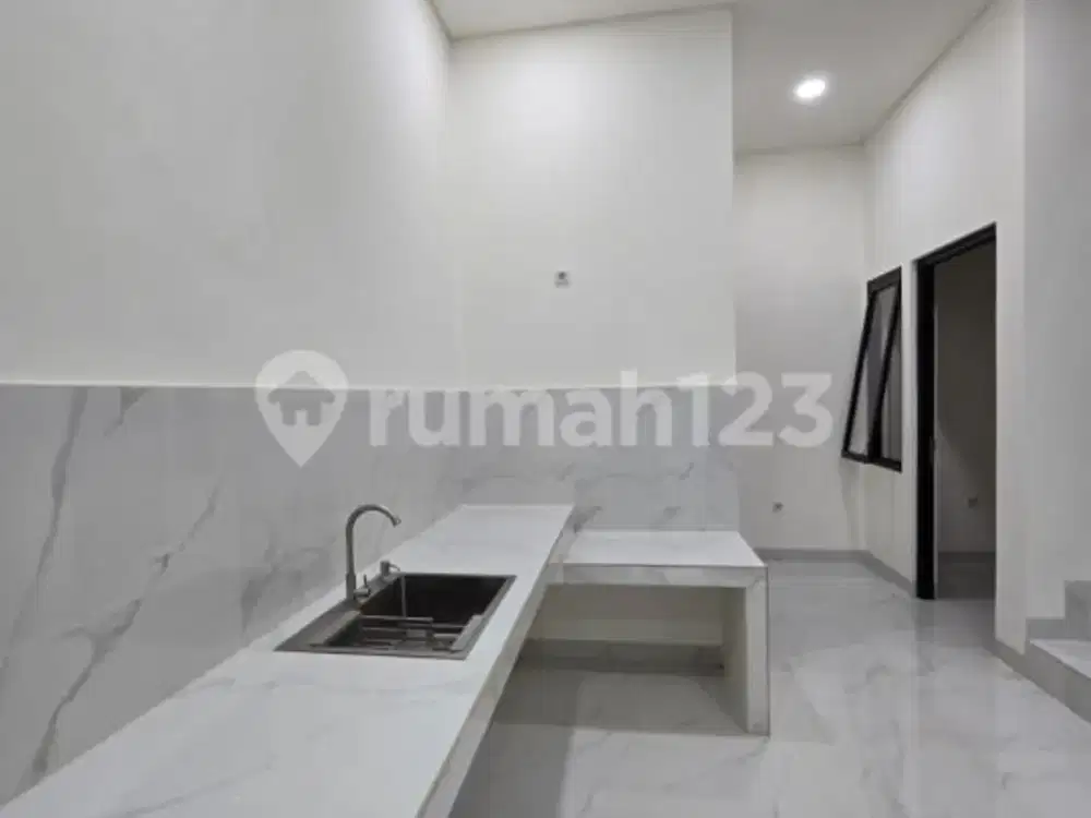 Dijual Rumah Brand New Siap Huni di Gading Griya Residence @2M