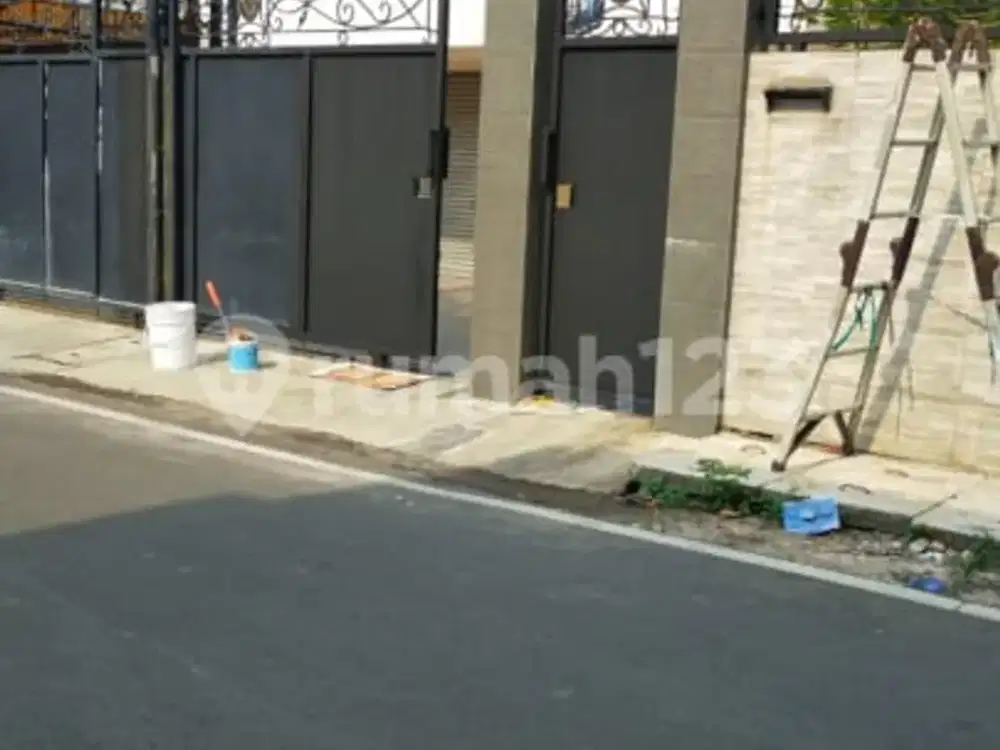Sangat Murah Dibawah NJOP Luas Lokasi Tengah Kota di Petojo