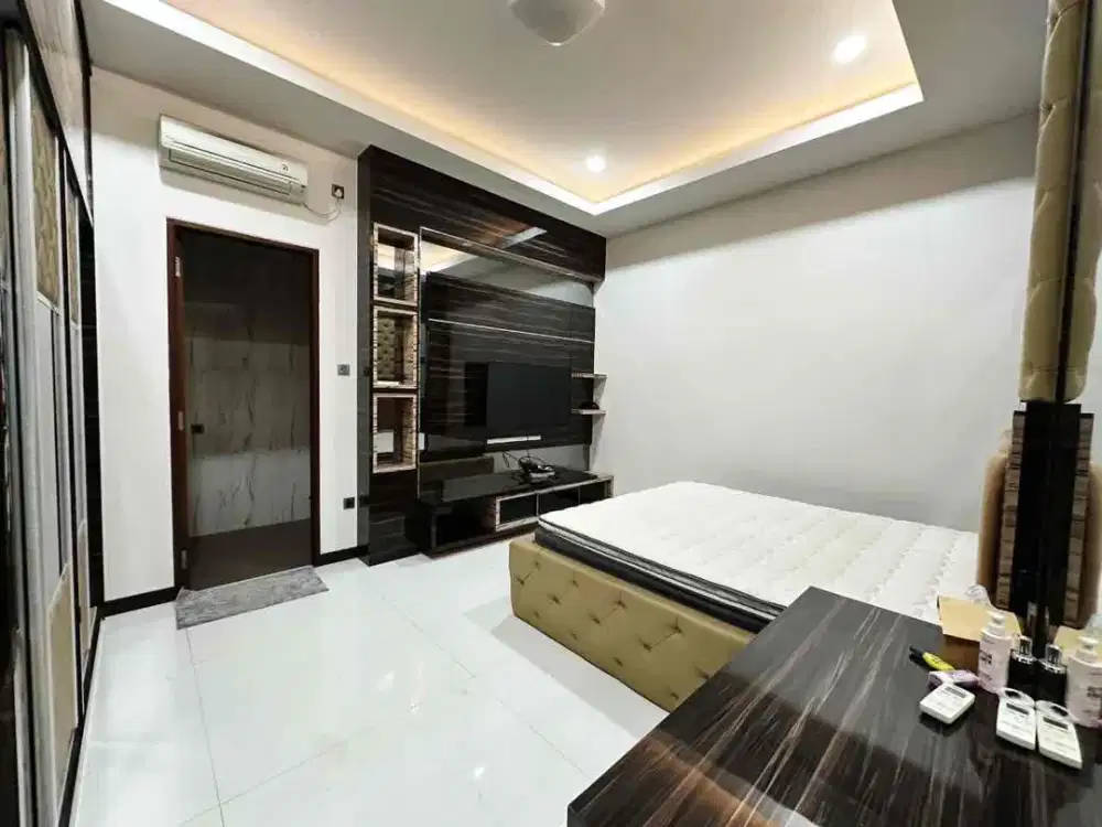 Dijual
Rumah bukit indah Sukajadi 
PALEM RAJA  Lokasi strategis / Harga nego