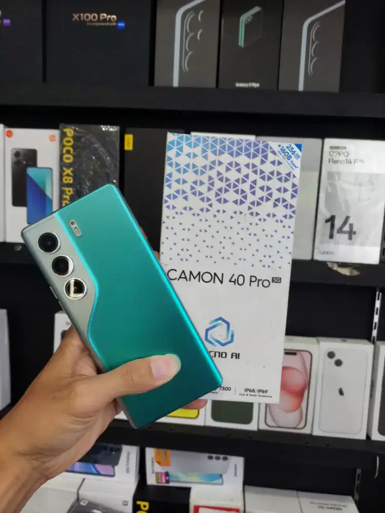 Tecno camon 40 pro