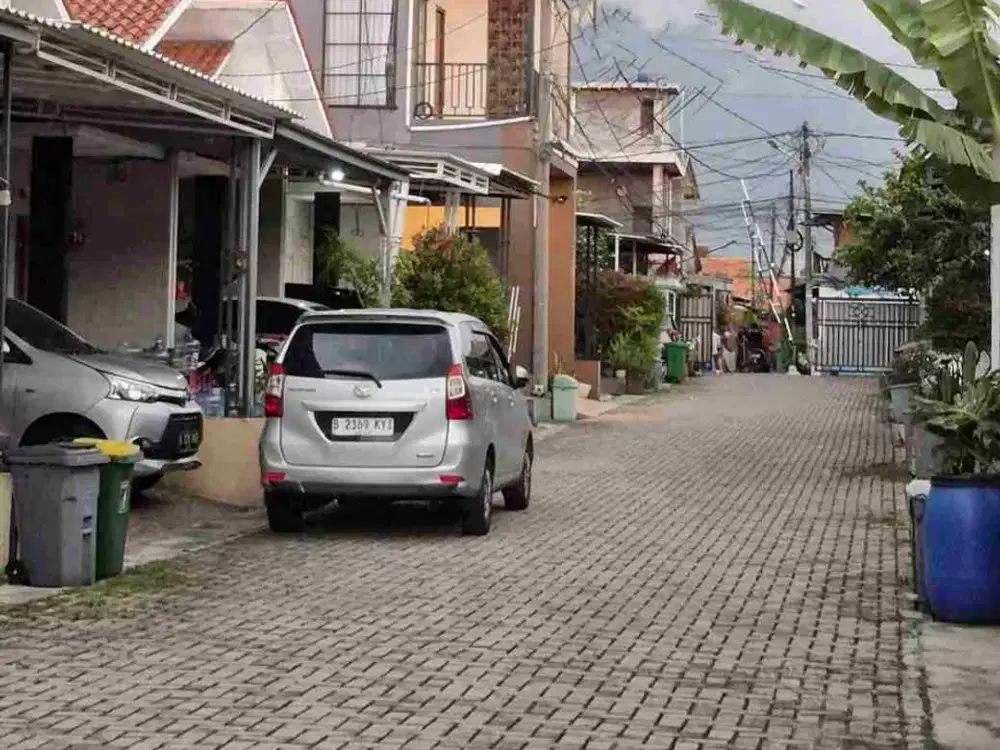Dijual Rumah dalam Cluster Cijantung Pasar Rebo Jakarta Timur