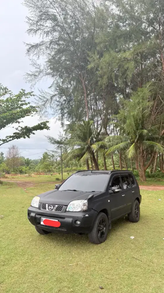 Nissan X-Trail tahun 2005