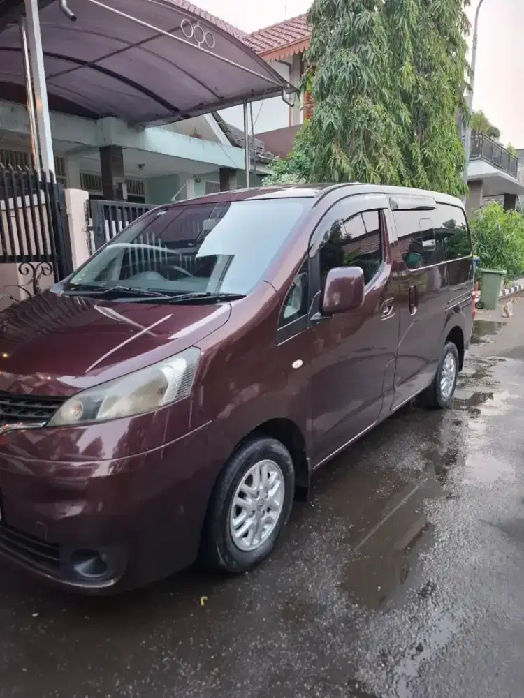 Nissan Evalia 1.5 XV - MT 2013