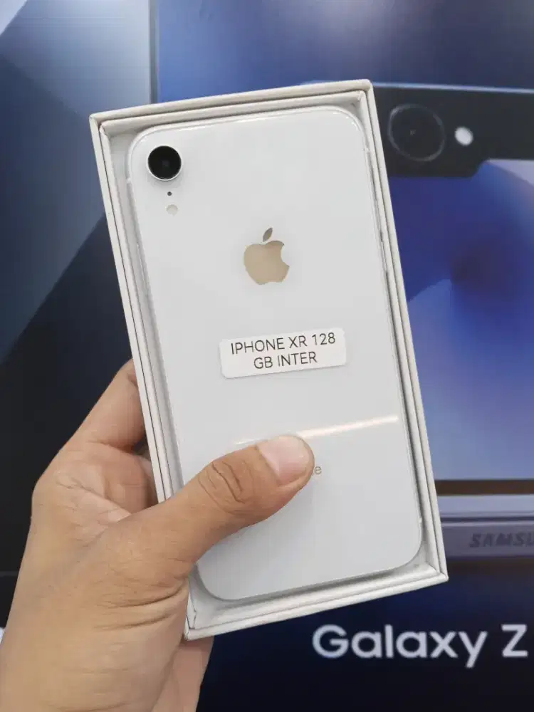 iPhone XR 128 ibox