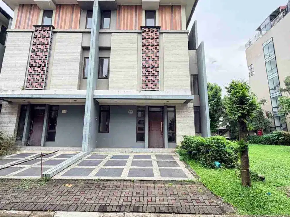 DIJUAL MURAH SAJA RUMAH KONERSIAL BISA BUAT KANTOR,USAHA, KOSTAN REGENTOWN BSD SUPER STRATEGIS