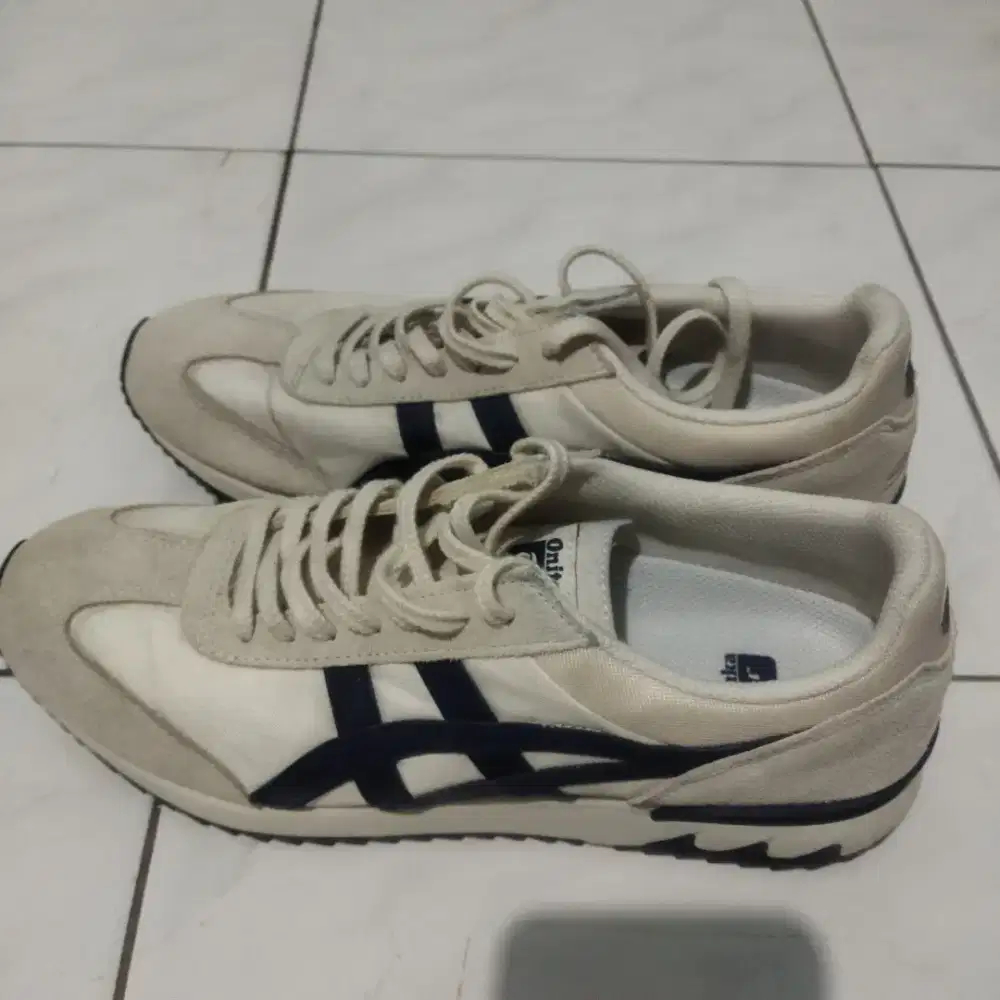Sepatu Onitsuka Putih Original