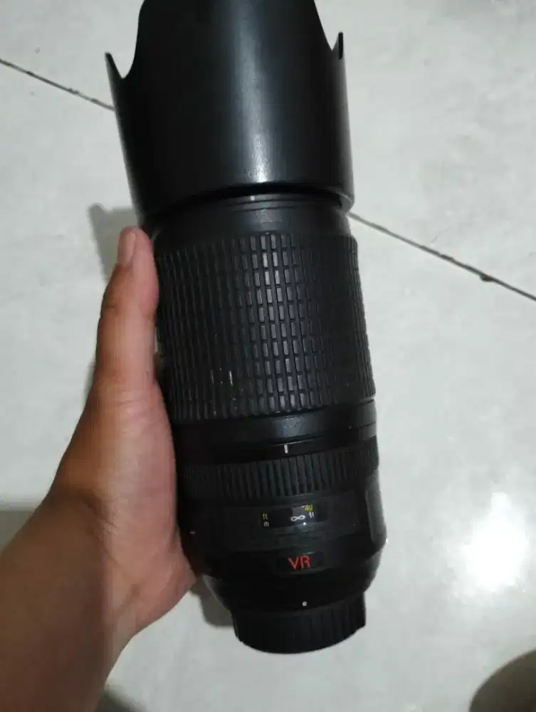 LENSA NIKON AFS 70-300MM VR