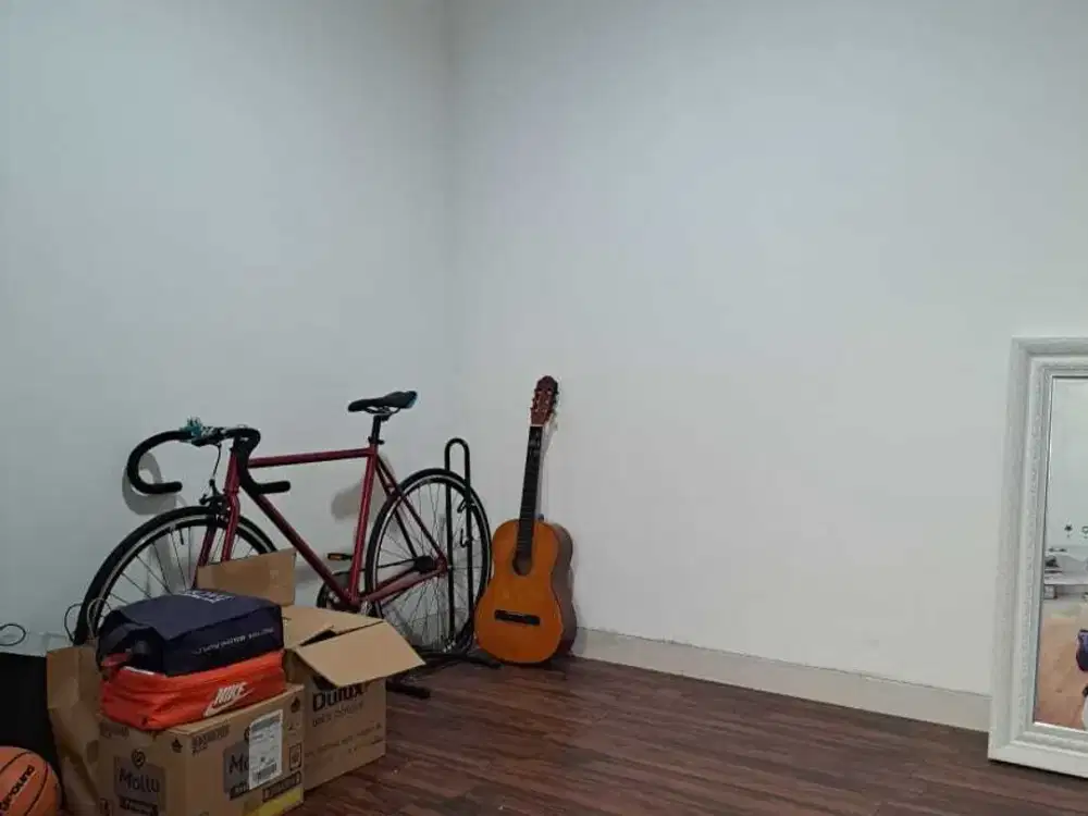JUAL CEPAT  Rumah 2 lt. di The ICON - BSD