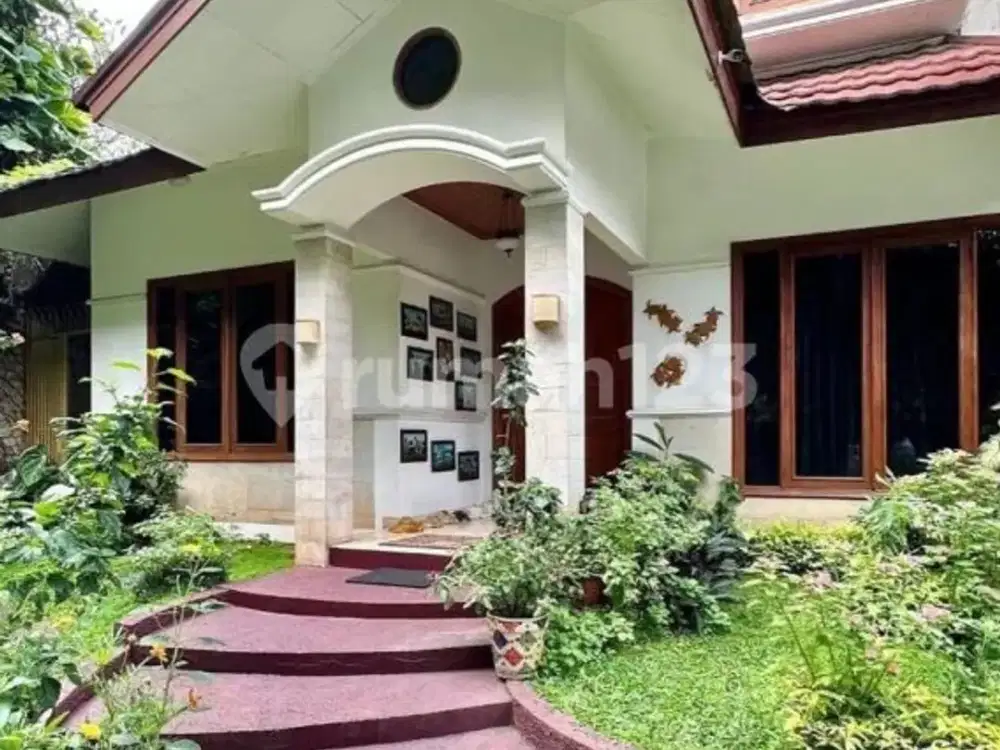 Dijual Rumah Mewah Luas Dengan Pool Di Ampera Jakarta Selatan