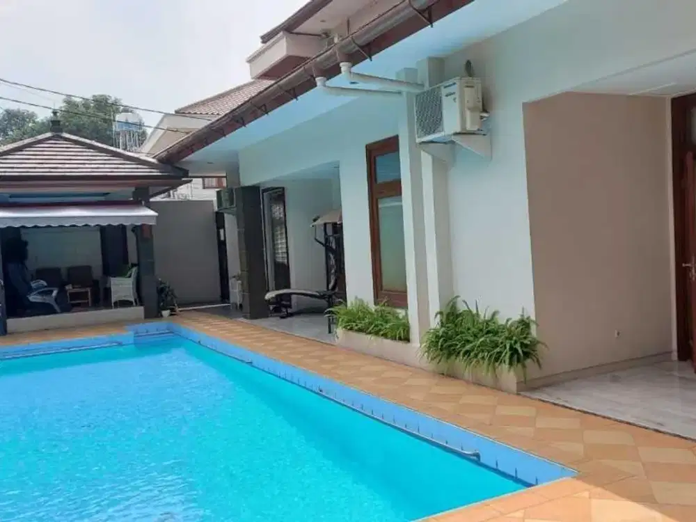 Dijual Rumah Mewah Dengan Kolam Renang Di Kemang Jaksel