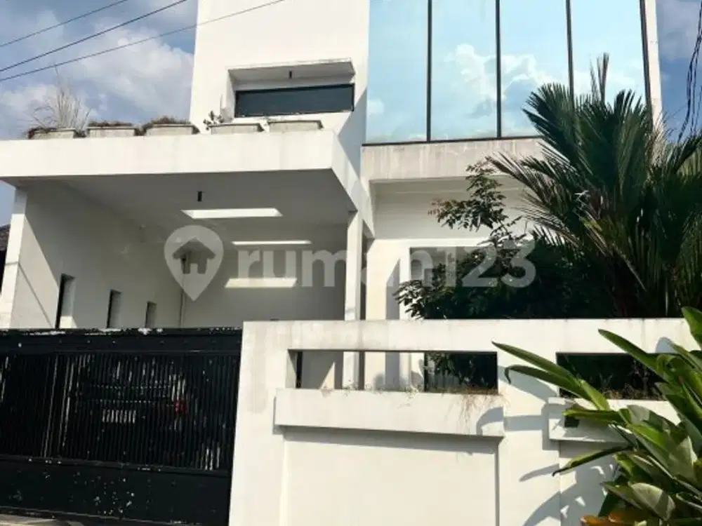 Dijual Rumah Full Perabot Dan Interior Dekat Rs Pmc Gobah
