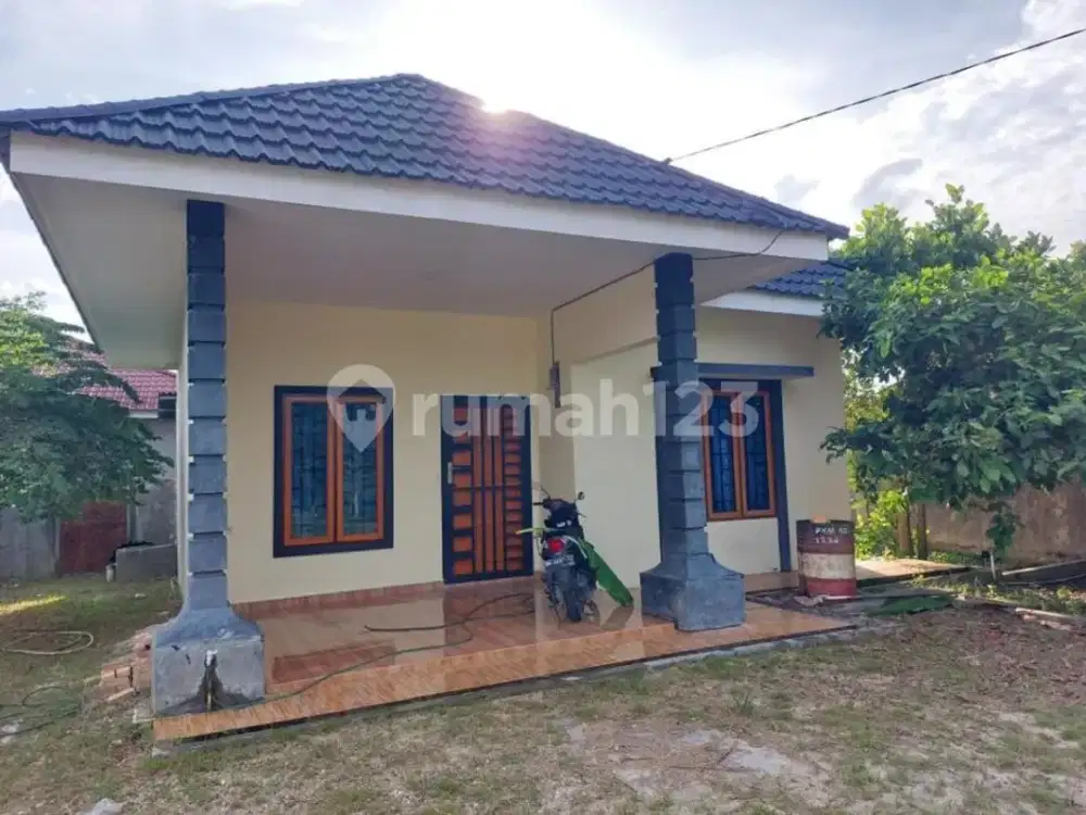 Rumah Jual Atau Sewa Halaman Luas Di Rumbai Dekat Hawai Swalayan