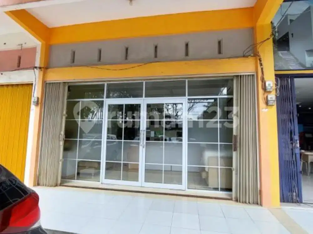 Ruko Siap Huni Fasilitas Perabot untuk Kantor