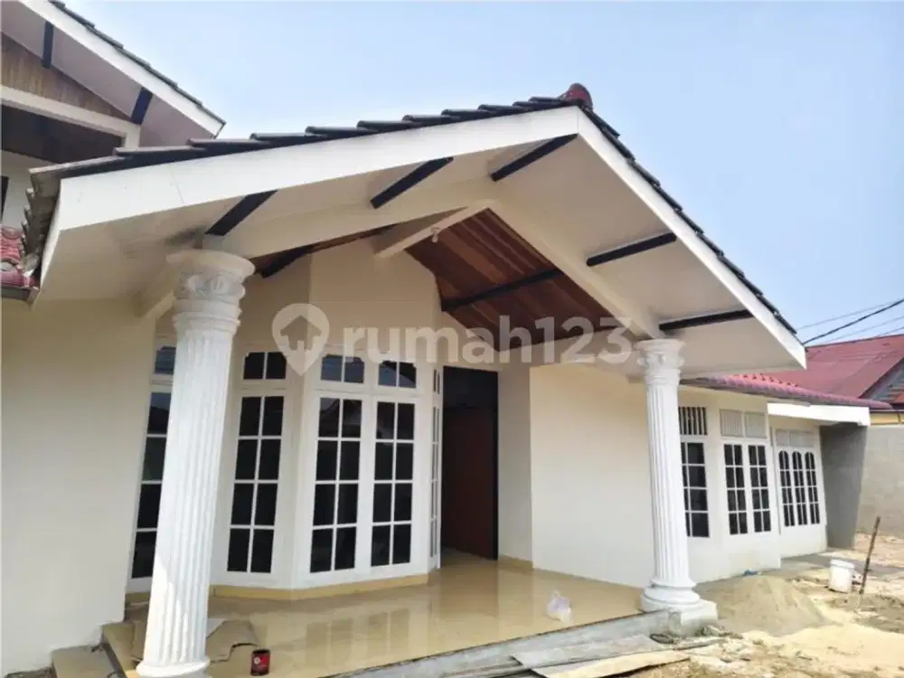 Rumah. Sewa Cocok untuk Kabtor atau Mess