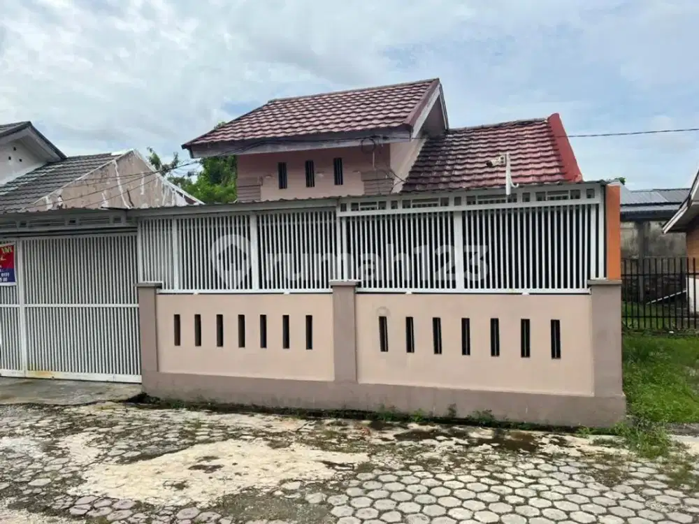 Rumah tanah luas di bukit barisan