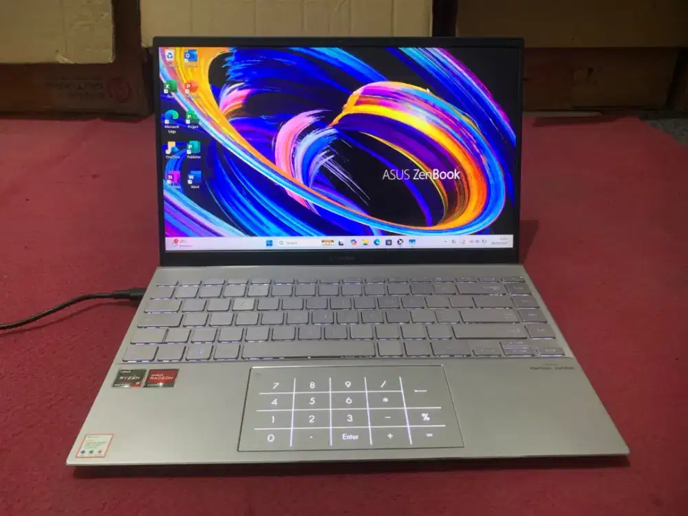Laptop Asus ZenBook UM425UAZ Processor AMD Ryzen 5 5500u 12CPUs 2.1GHz