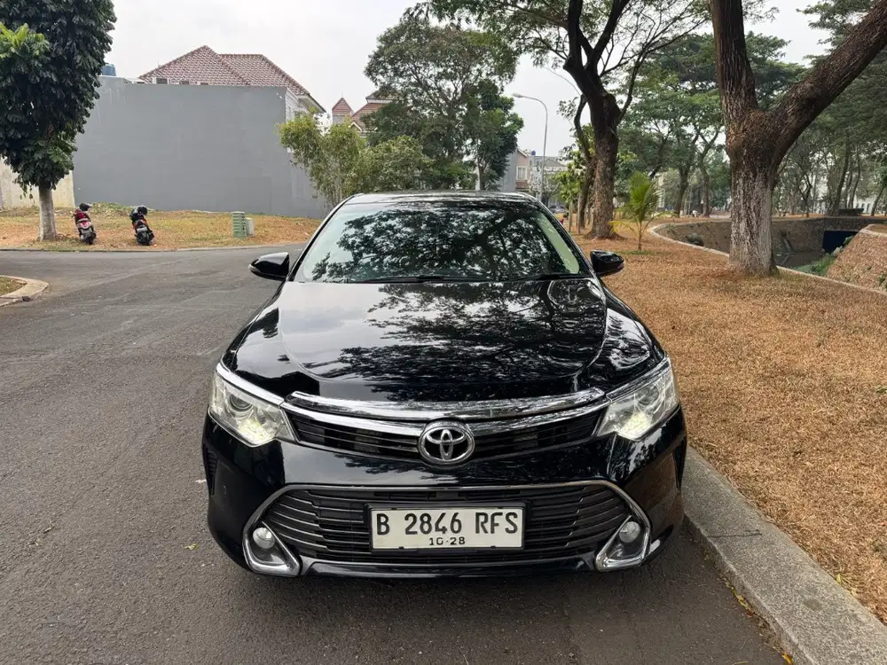 Toyota Camry 2.5 G 2015 AT Matic Hitam
