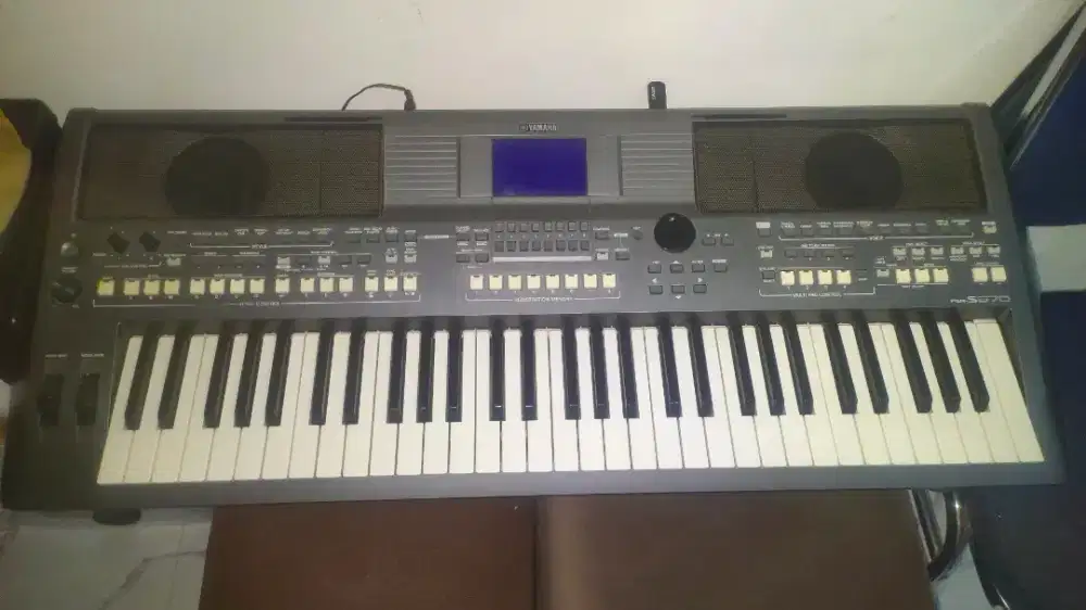 Yamaha keyboard PSR S670