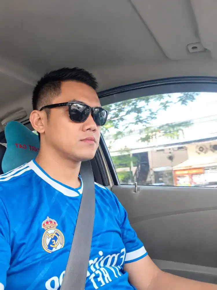 Cari loker supir pengalaman taksi online
