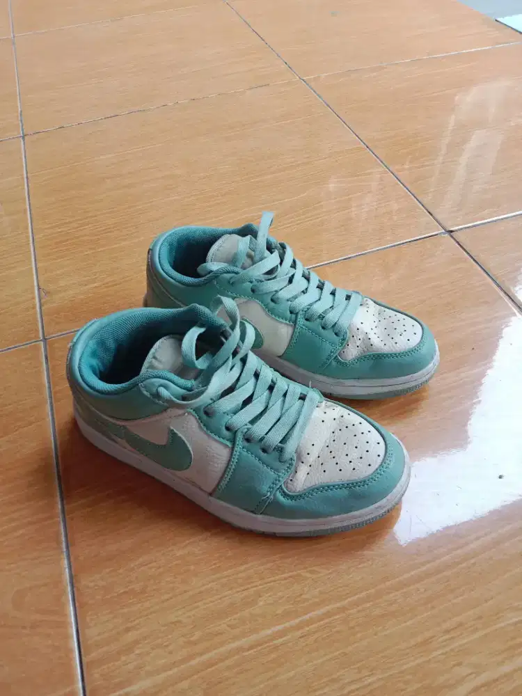 Nike Air Jordan Low 1 Green White