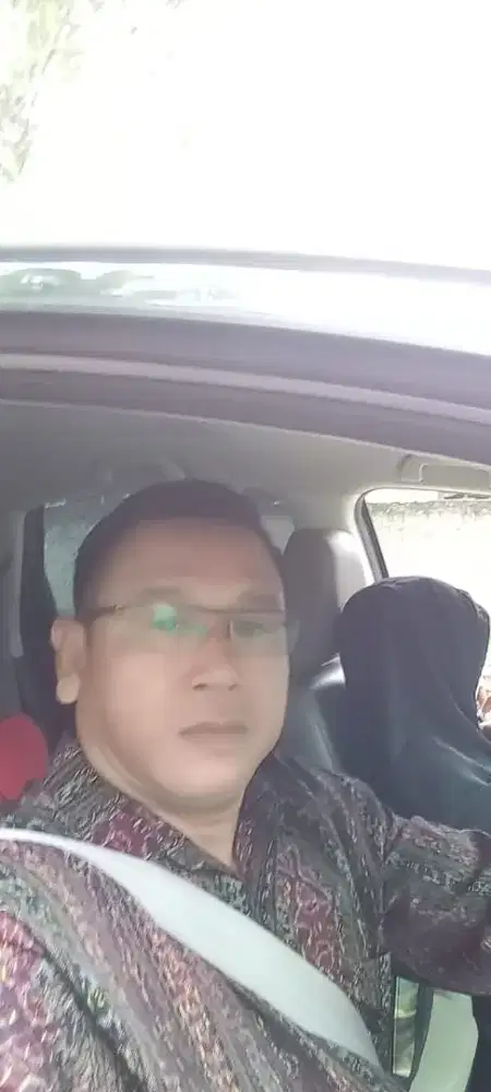 Mencari pekerjaan sebagai Driver atau Ajudan
