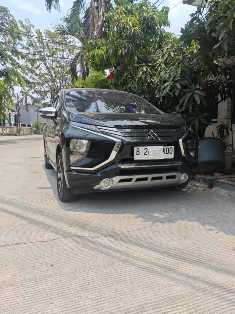 Mitsubishi xpander hitam 2019 1.5
