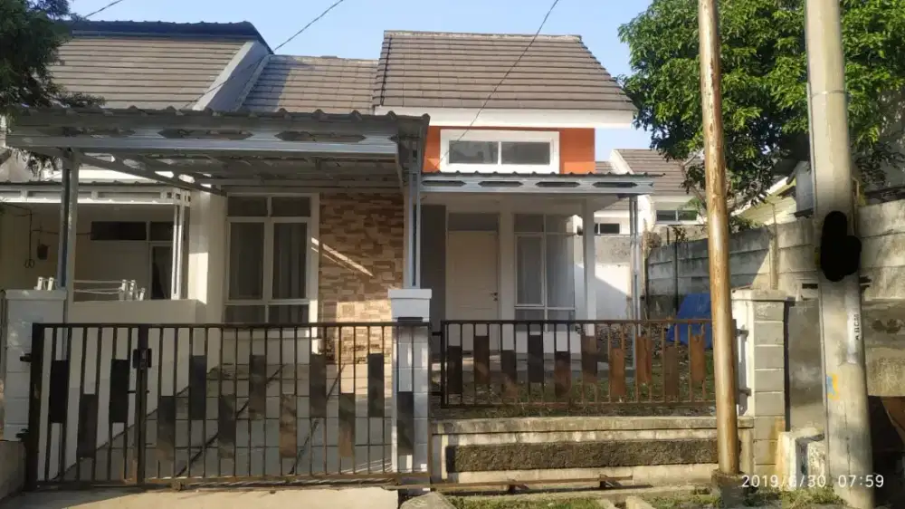 Dijual 1Rumah Lantai Hook  di Bukit Cimanggu City
