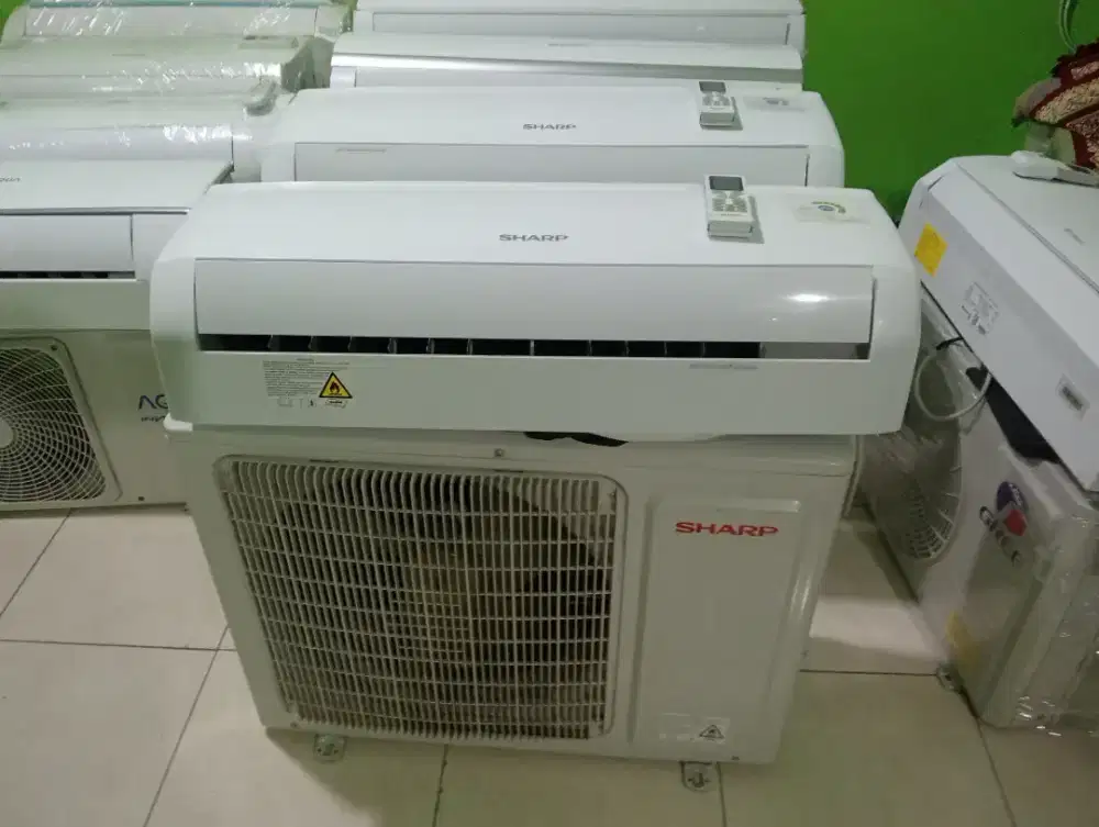 AC 1/2 PK DAN 1 PK LIKE NEW