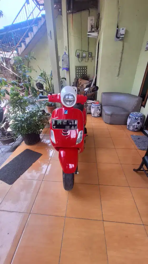 Vespa LX125 iget merah 2021