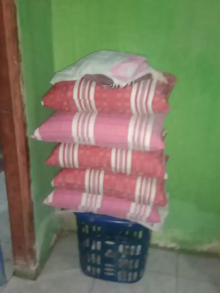 Bantal kapuk asli empuk