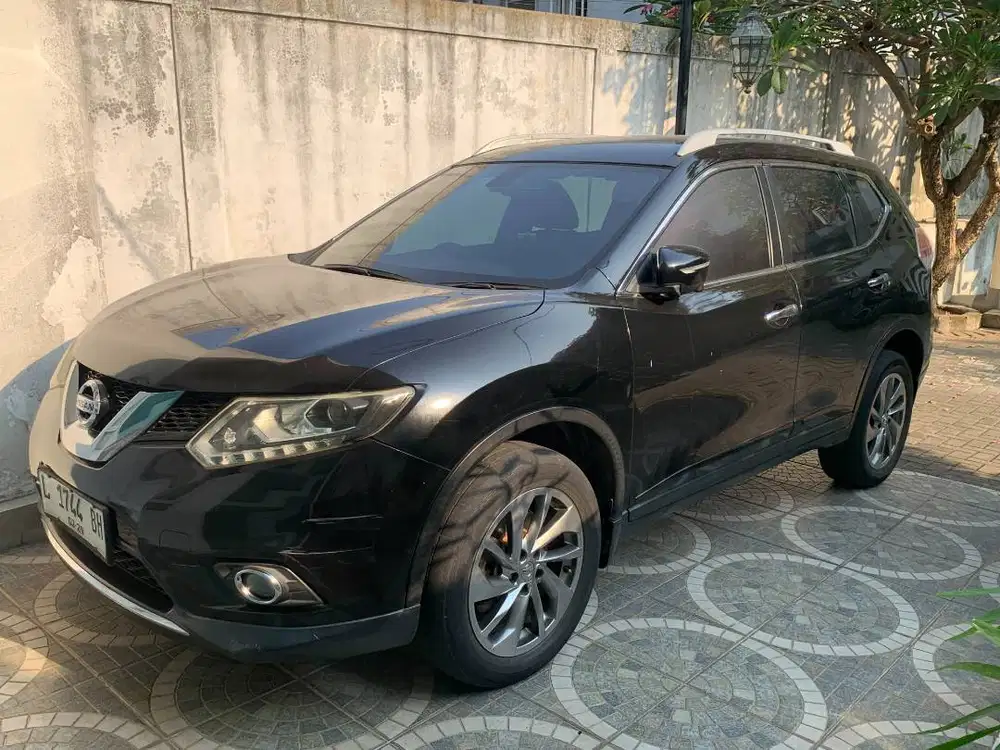 Di jual cepat Nissan X Trail 2.5 T32 AT tahun 2015