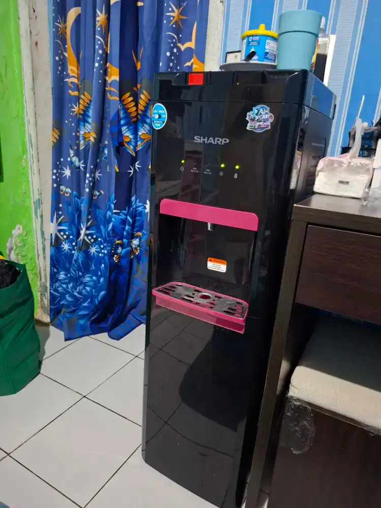 Dispenser sharp galon bawah