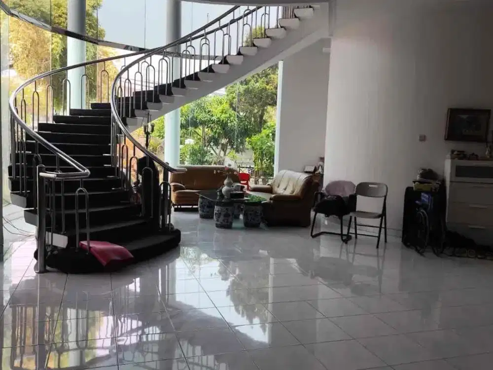 JUAL BU RUMAH HOEK LT 550 M2 LB 600 M2 CITRA 2 JAKARTA BARAT