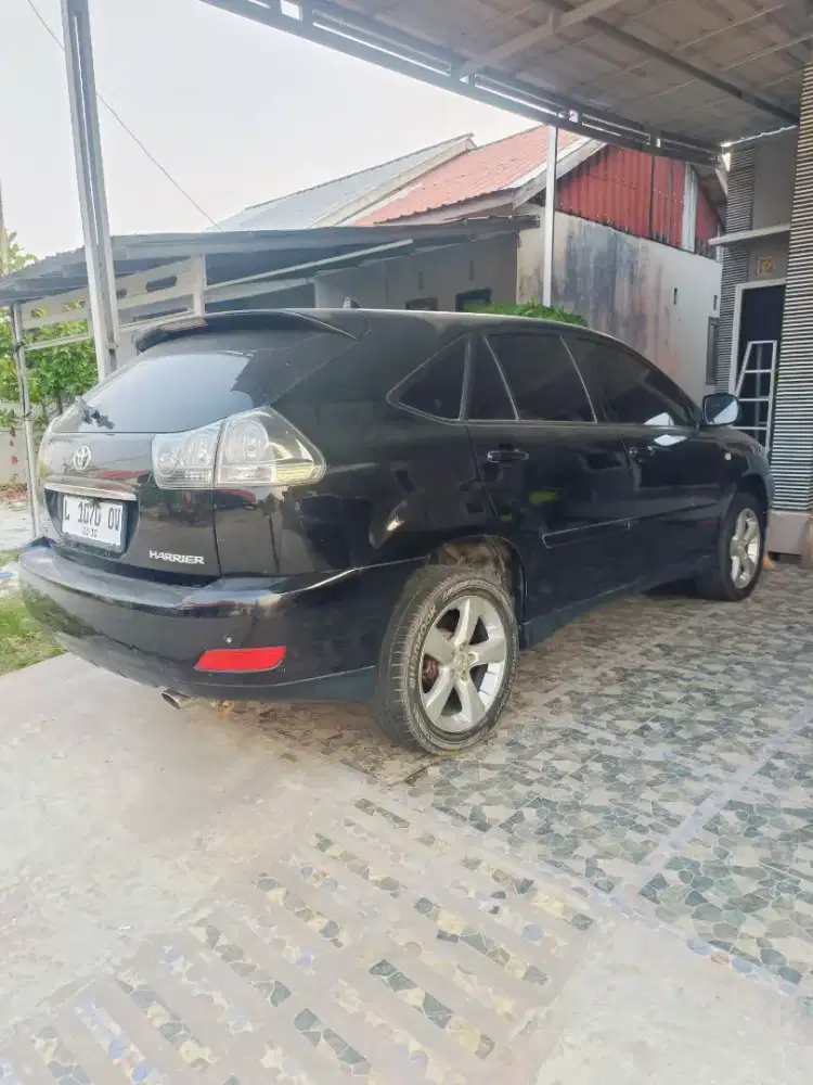 Jual Harrier 2004
