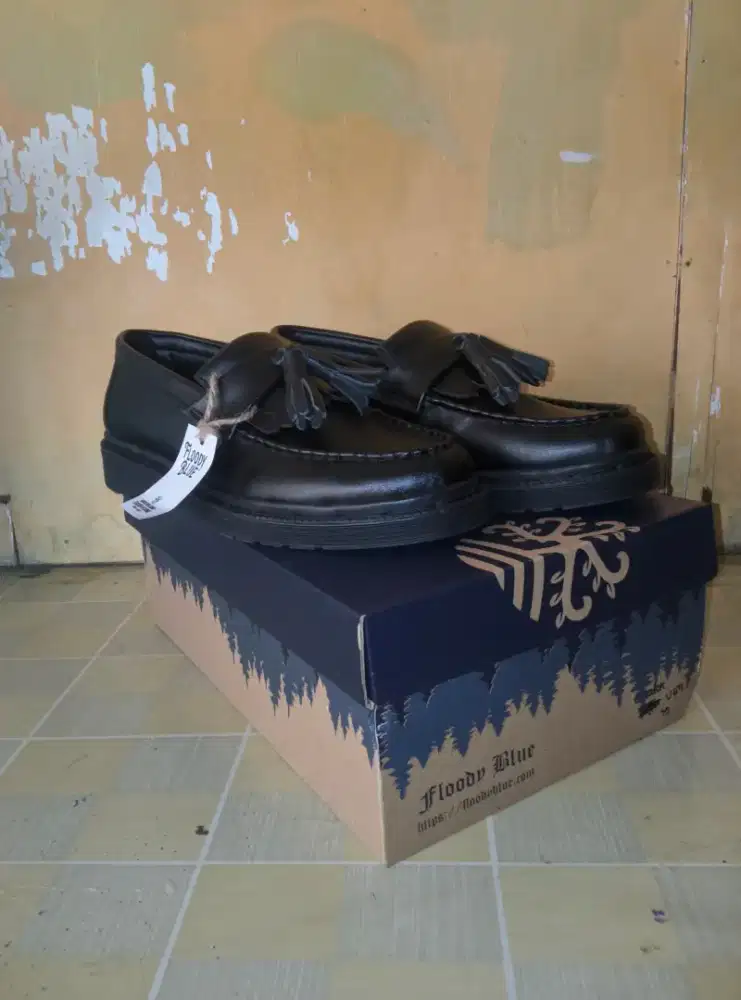 Sepatu Floody Blue