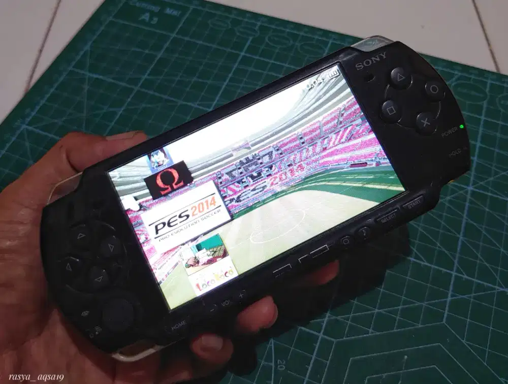 Psp slim 2000 8gb siap main