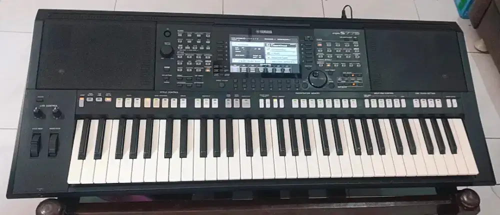 YAMAHA S775 Normal