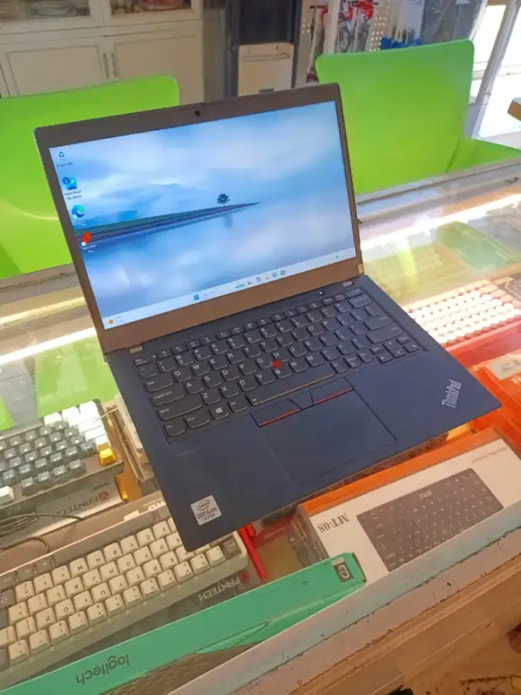 *Thinkpad X13 Touchscreen
