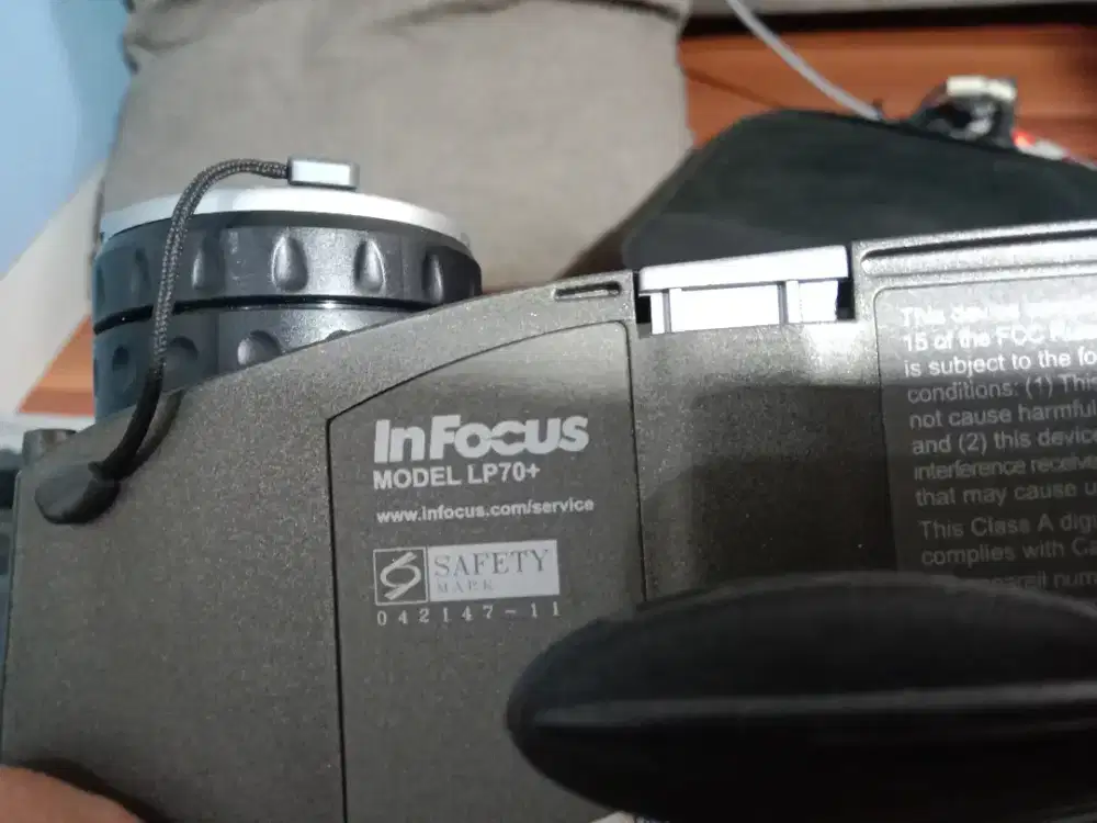 INFOCUS LP 70+ MOBILE PROJECTOR/PROYEKTOR