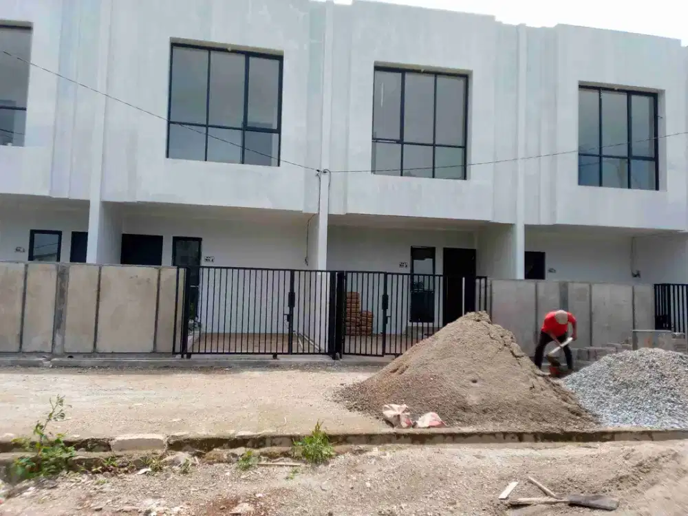 Cluster baru 2lantai Ready stok nempel Graha raya KPR DP 0