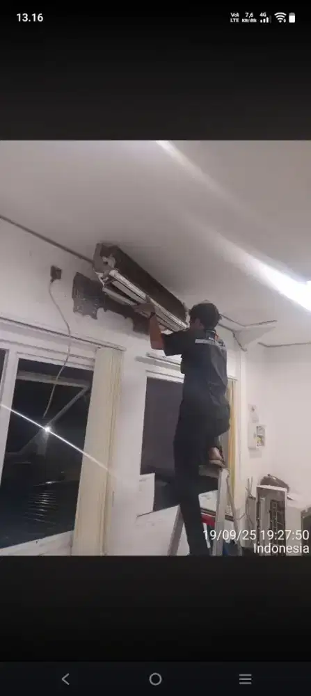 Servis AC kulkas mesin cuci kompa air dll