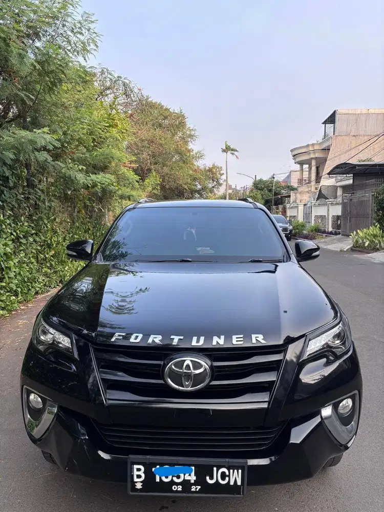 Dijual Fortuner VRZ